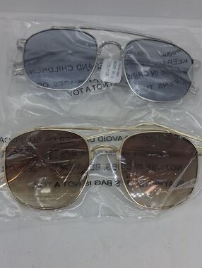 NWT 2 Free People Aviator Metal Frame Sunglasses - Gold and Silver Lenses Unisex
